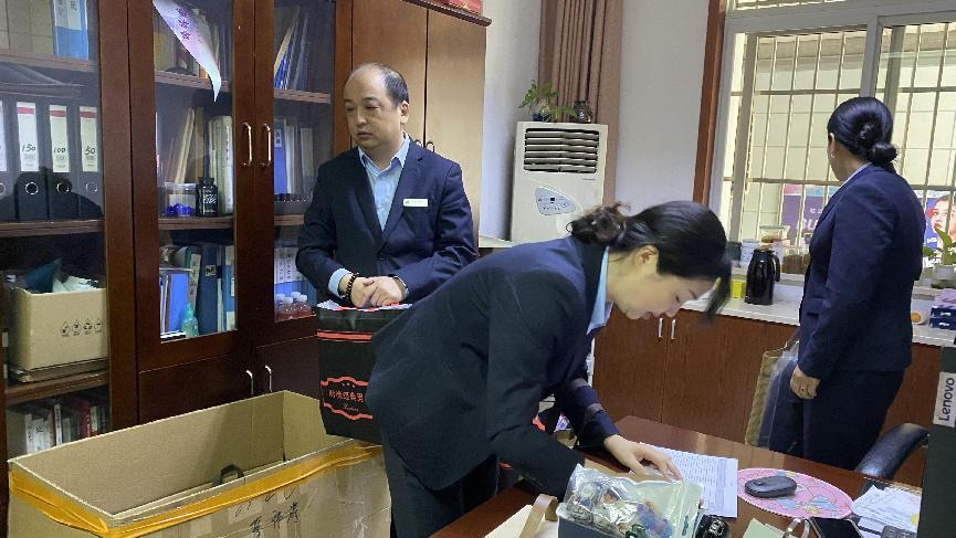 焕然“衣”新，整“装”待发——钱江商城工服换新，效劳更精彩！