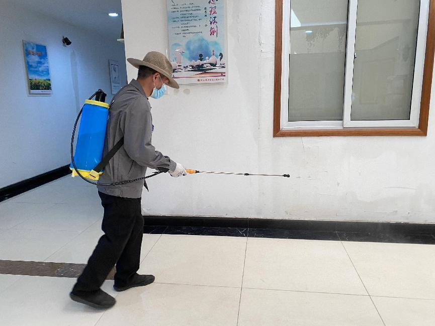 钱江商城做好一样平常消杀，筑牢清静屏障