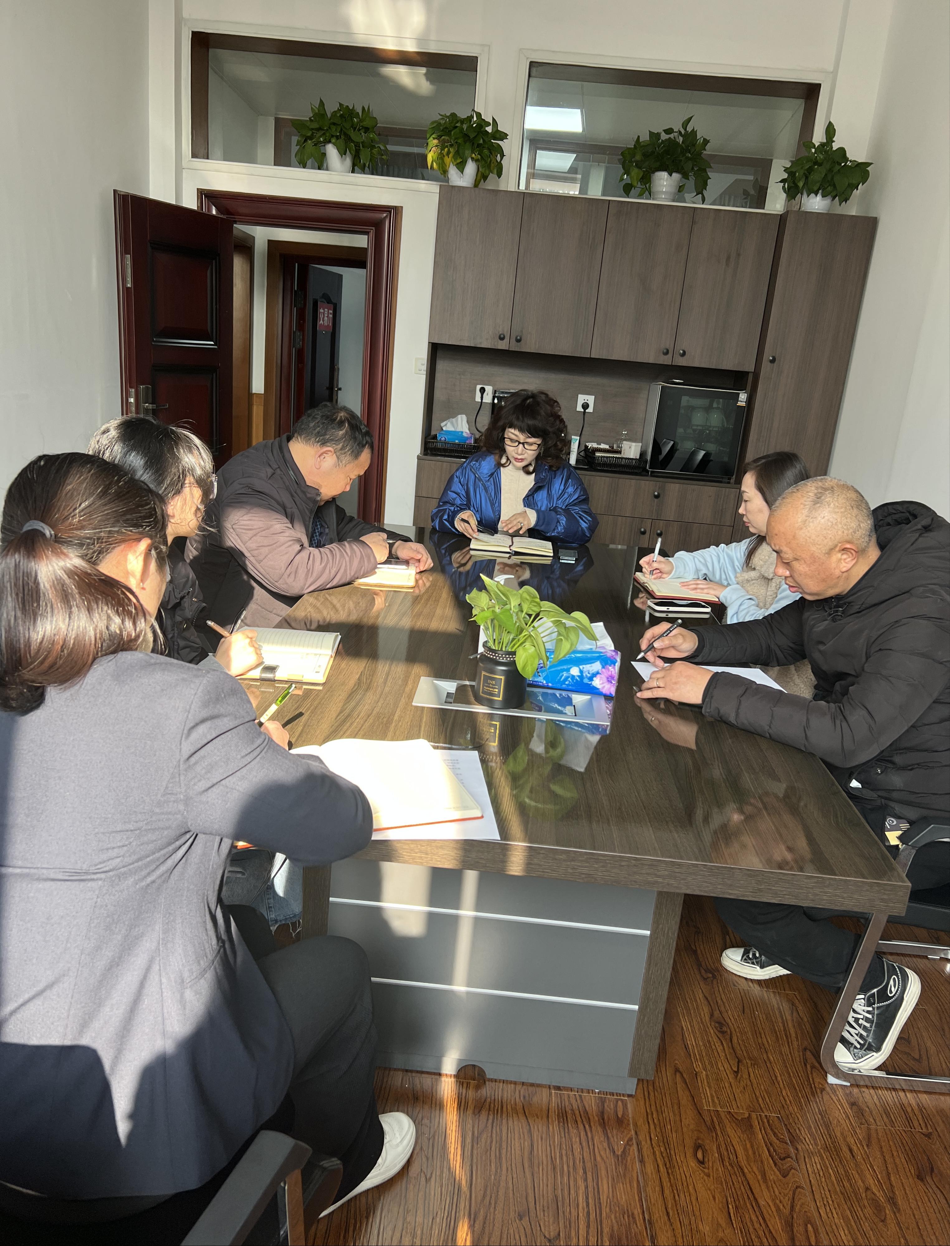 疫情防疫齐参战，众志成城筑防地