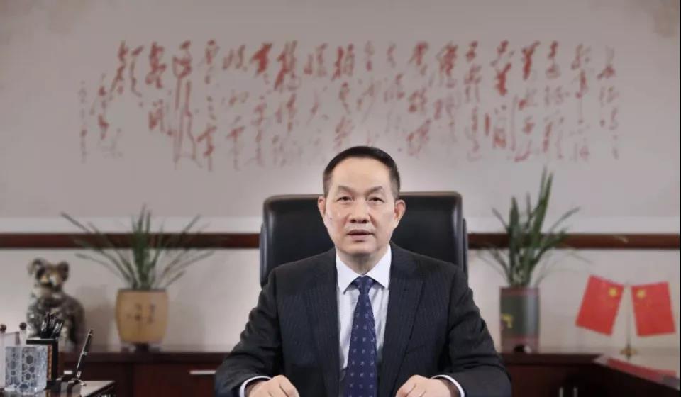 求实拓新谋人才，通变刷新兴业态