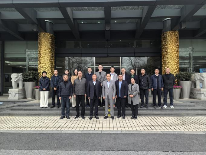 学以共进，习以致远——88858cc永利官网集团赴中宙控股集团举行旅行交流学习