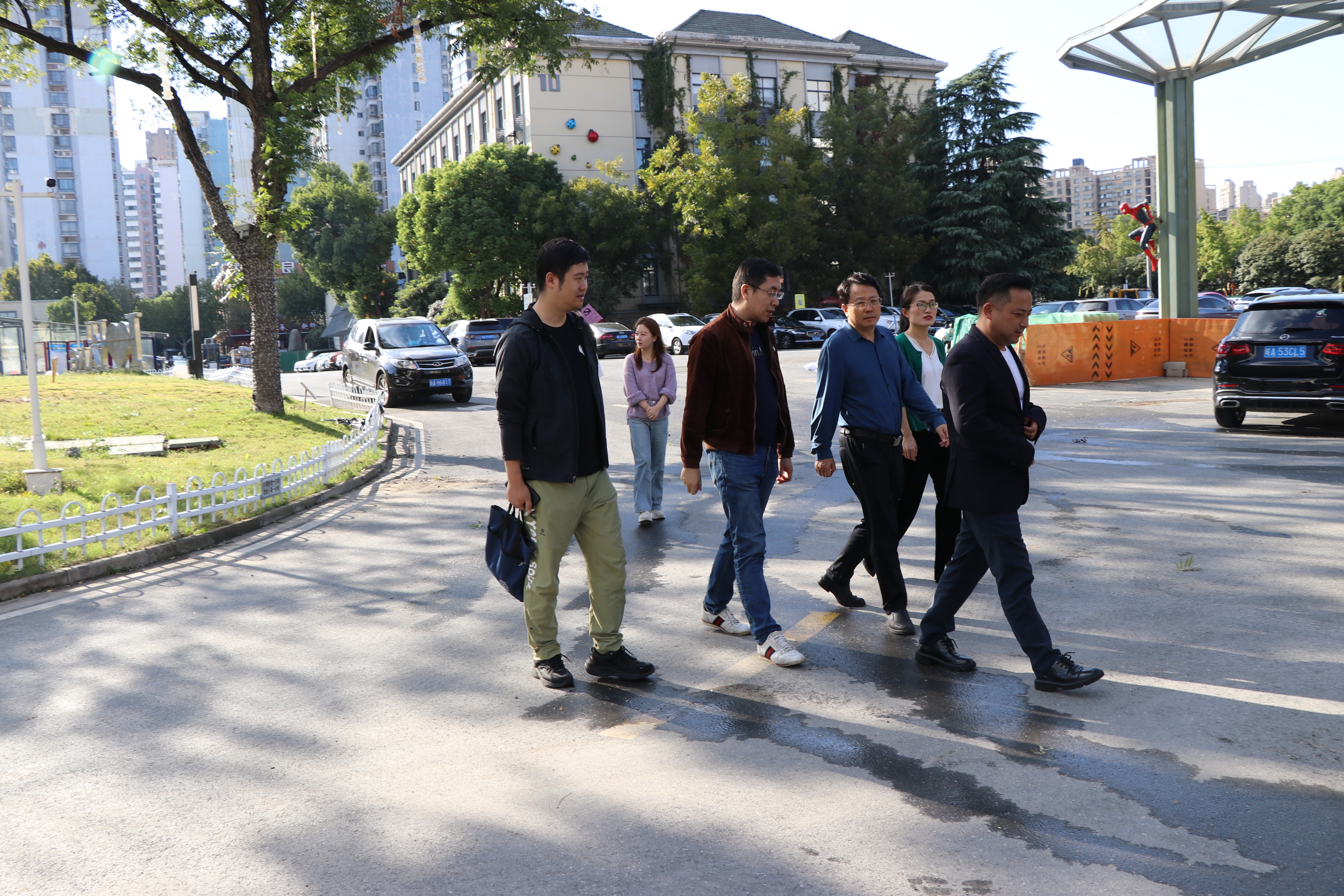 庐阳区副区长方志山一行莅临庐阳88858cc永利官网文创园调研
